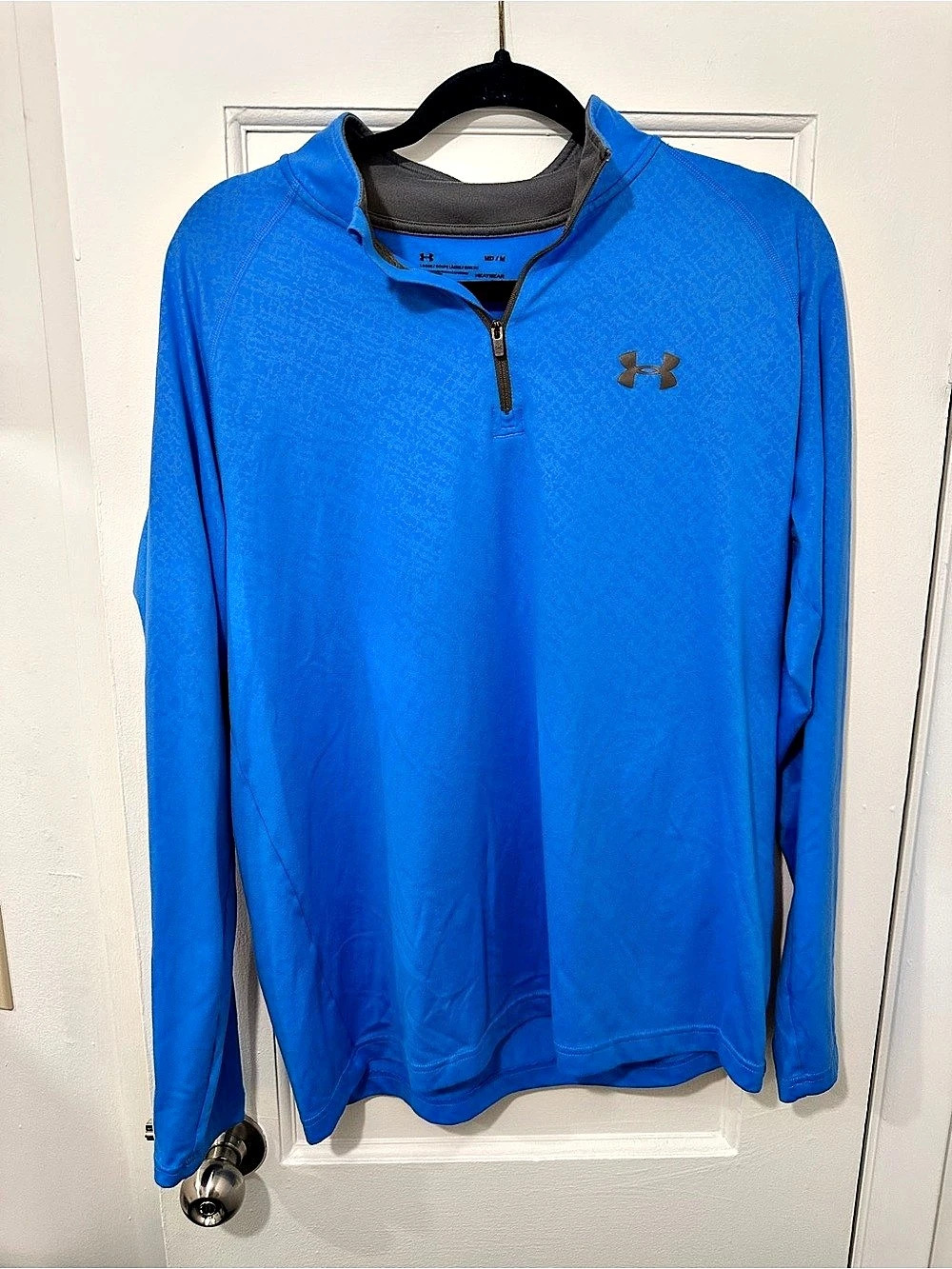 Under Armour Men's Blue Quarter-Zip Long Sleeve Athletic Top